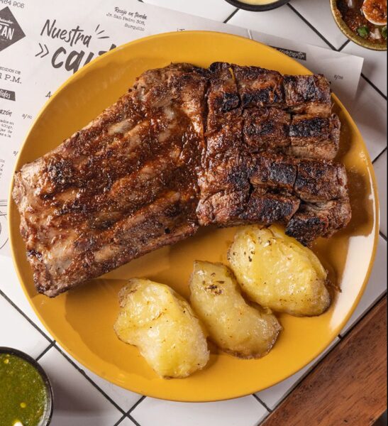 Costilla de cerdo anticuchera